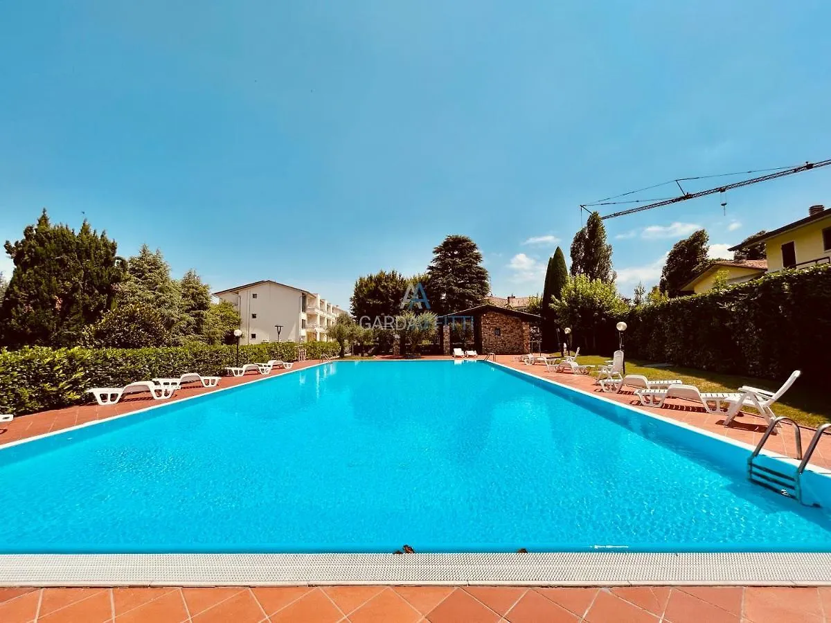 Mercury Apartment - Vista Lago Con Piscina Sirmione Italia